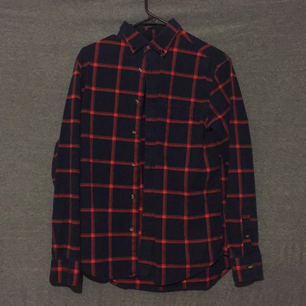 Men’s button up shirt